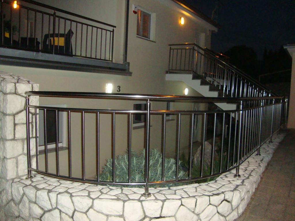 Apartments Ilona Novi Vinodolski Extérieur photo