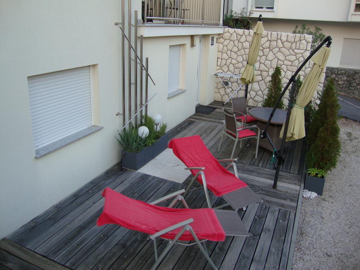 Apartments Ilona Novi Vinodolski Extérieur photo